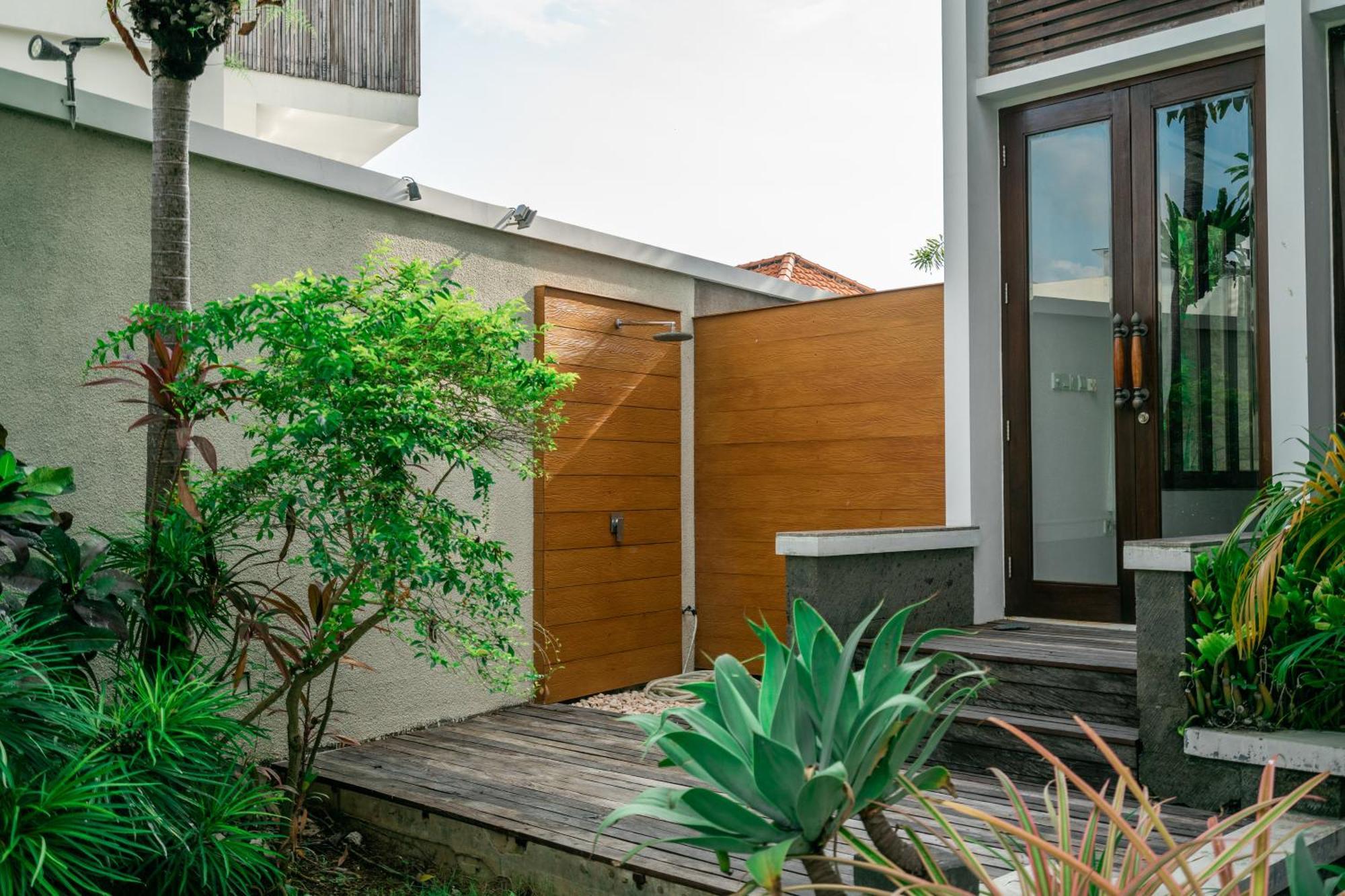 Dreamscape Bali Villas Canggu Exterior photo